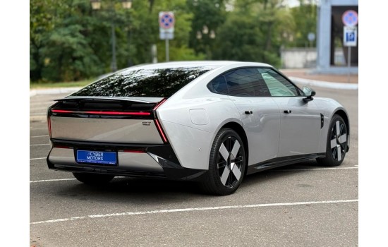 X-Peng P7 EV, 4WD High  Performance Ultra, 2025, пробіг 3 тисячі км
